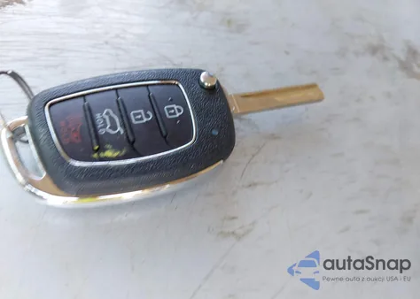 2018 Hyundai Santa Fe Sport 2.4L из США, поврежденный, VIN 5NMZT3LB0JH087333